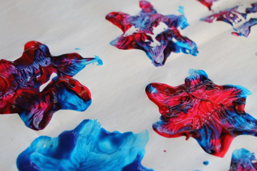 Potato Stamping with kids Wide Bay Kids