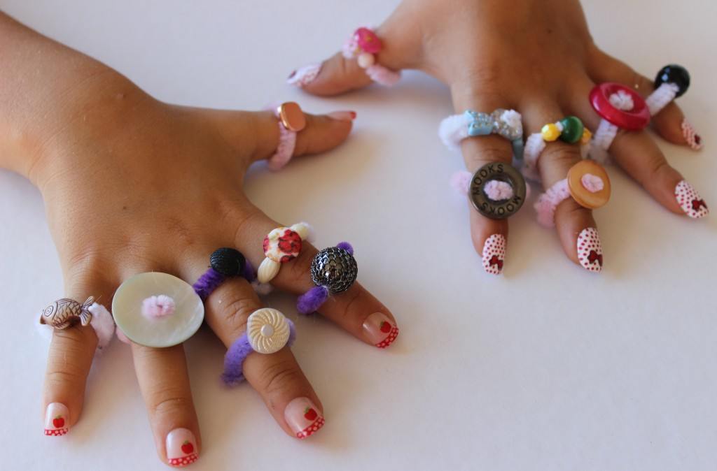 Pipe Cleaner Button Rings Wide Bay Kids