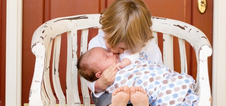 The Pregnancy, Birth and Baby service has expanded to provide a new multi modal support service for parents.