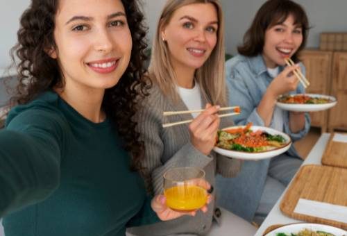 Women Thriving: A Free 4-Part Wellness Series for Young Women 1