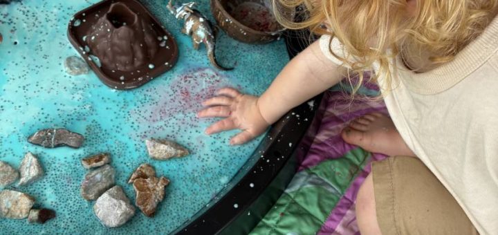 Christmas Messy and Sensory Play with Messy Magic Moments 1