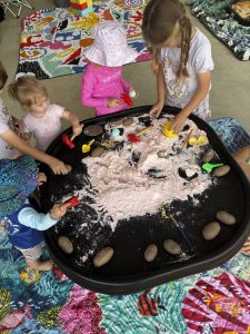 Christmas Messy and Sensory Play with Messy Magic Moments 7 Christmas Messy and Sensory Play with Messy Magic Moments 7